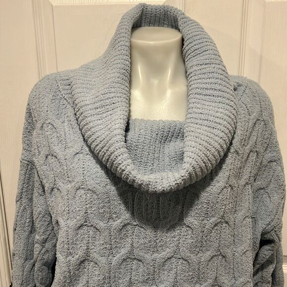 Moon & Madison blue cowl neck super soft sweater size Medium NWT - Picture 3 of 8